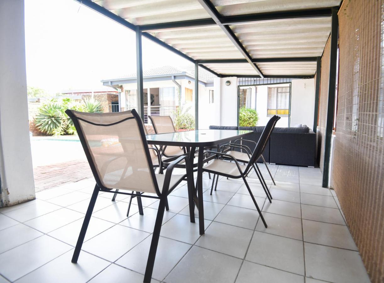 פרטוריה Spacious Menlyn Maine Villa מראה חיצוני תמונה